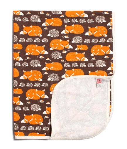 French-Terry-Blanket-Foxes-Hedgehogs-Brown--Orange